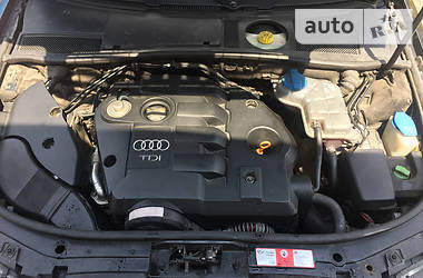 Седан Audi A6 2003 в Ровно