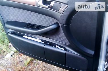 Седан Audi A6 2001 в 