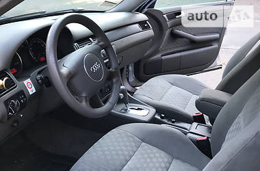Седан Audi A6 2001 в 