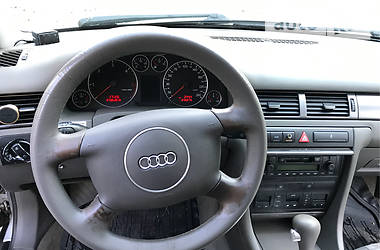 Седан Audi A6 2001 в 