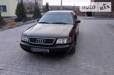 Седан Audi A6 1995 в Гусятині