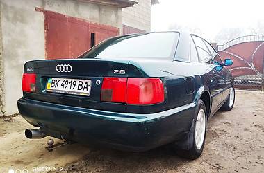 Седан Audi A6 1997 в Ровно