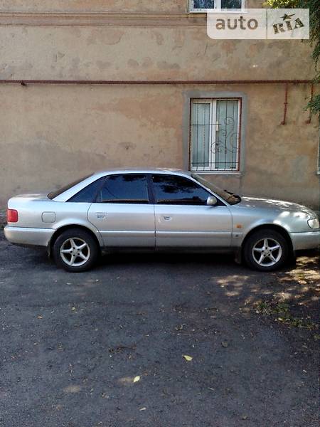 Седан Audi A6 1997 в Кривом Роге