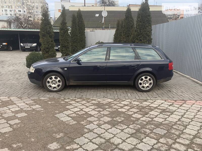 Универсал Audi A6 2001 в Черкассах