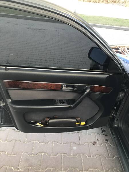 Універсал Audi A6 1997 в Косові