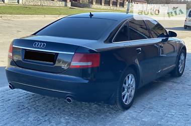 Седан Audi A6 2004 в 