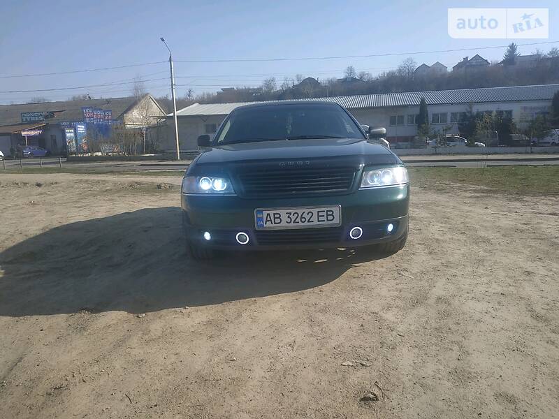 Седан Audi A6 1997 в Виннице