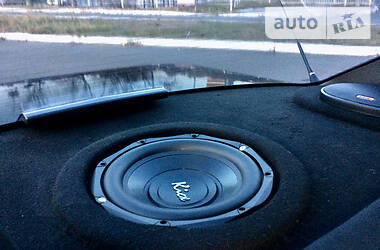 Седан Audi A6 1996 в 