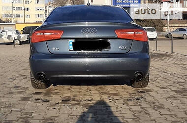 Седан Audi A6 2014 в 