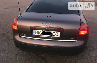 Седан Audi A6 2000 в 