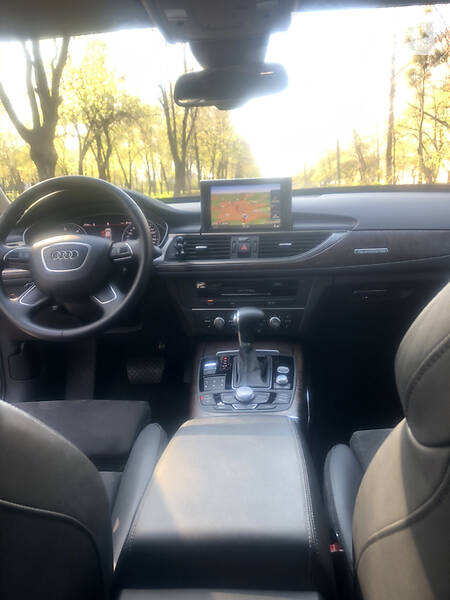 Седан Audi A6 2012 в Мукачевому