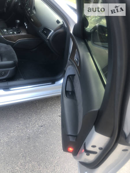 Седан Audi A6 2012 в Мукачевому