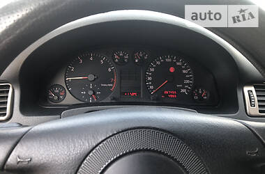 Седан Audi A6 1999 в 