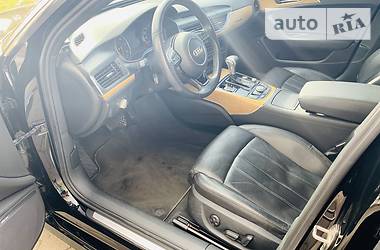 Седан Audi A6 2012 в 