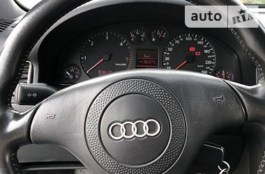 Седан Audi A6 2001 в 