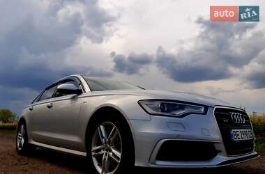 Седан Audi A6 2012 в 