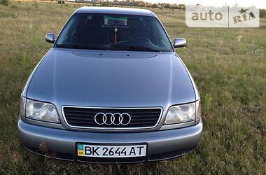 Седан Audi A6 1996 в Березному