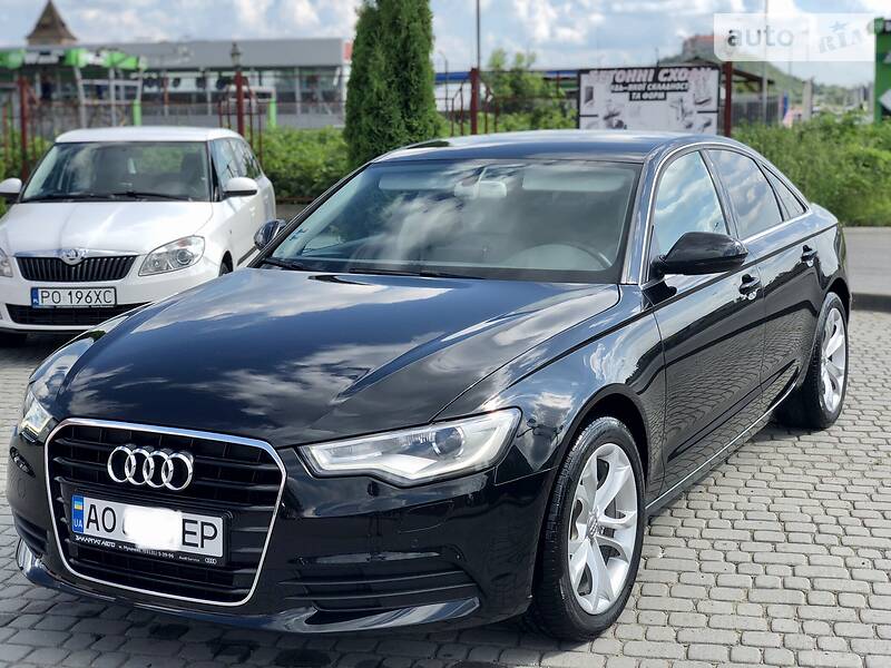 Седан Audi A6 2012 в Мукачевому