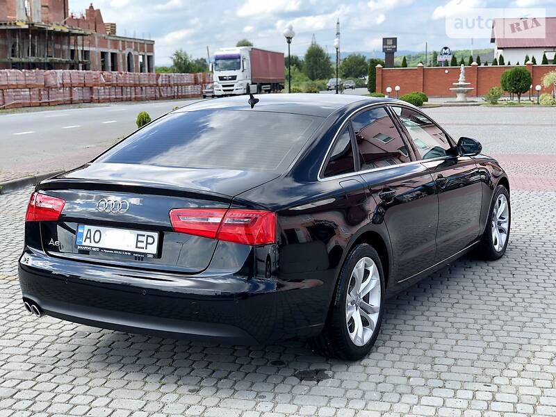 Седан Audi A6 2012 в Мукачевому