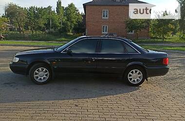 Седан Audi A6 1995 в Лебедине