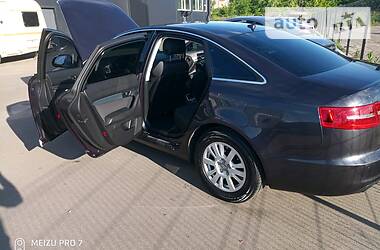 Седан Audi A6 2010 в 
