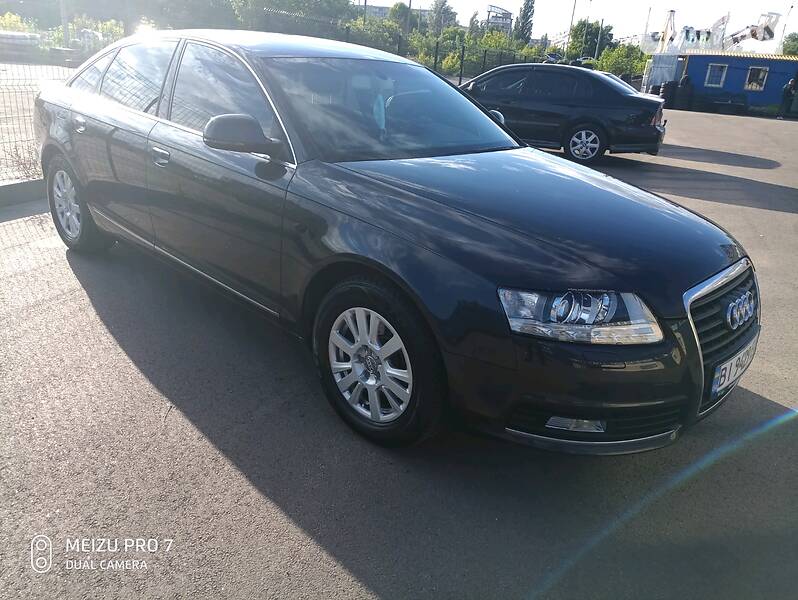Седан Audi A6 2010 в 