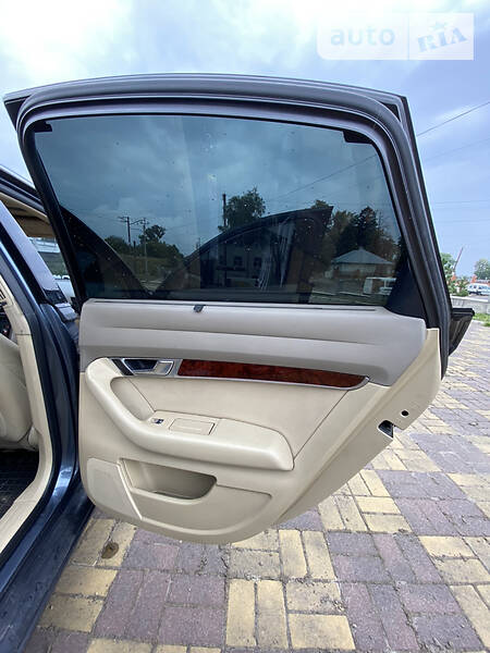 Седан Audi A6 2004 в Самборе