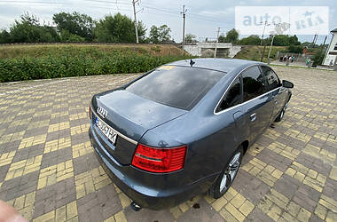 Седан Audi A6 2004 в 