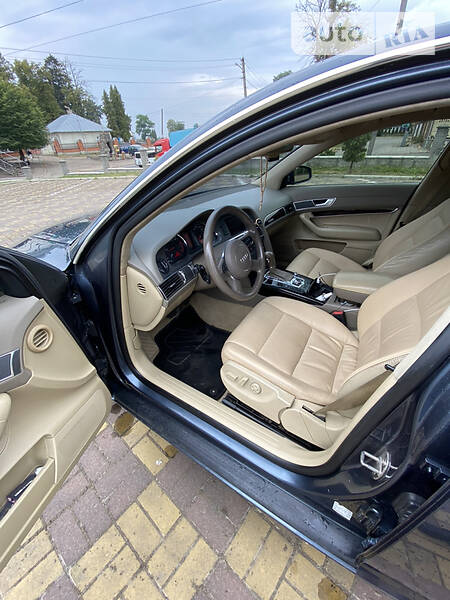 Седан Audi A6 2004 в Самборе