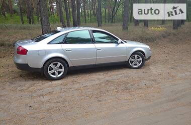 Седан Audi A6 2001 в 