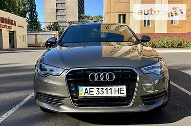 Седан Audi A6 2012 в 
