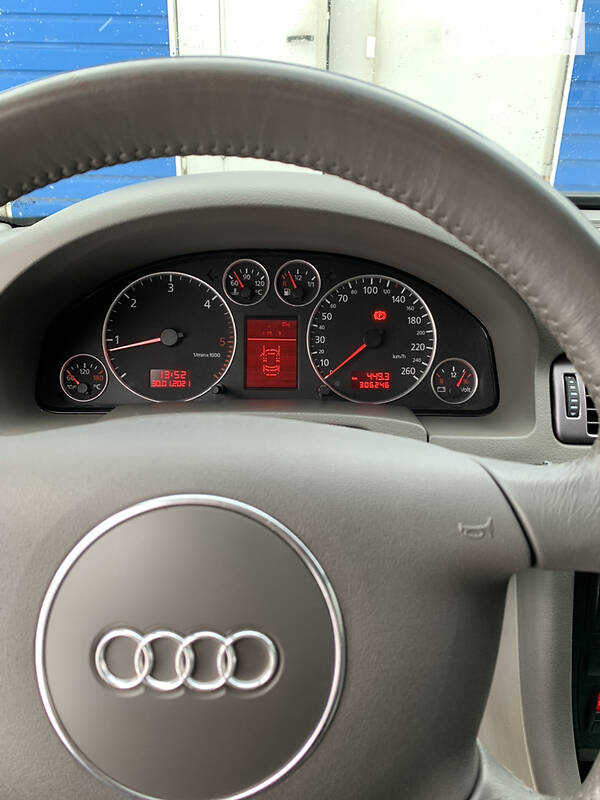 Универсал Audi A6 2001 в Черкассах