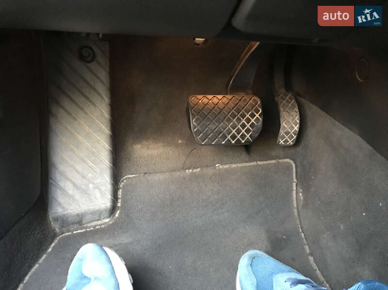Седан Audi A6 2004 в Николаеве