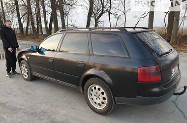 Универсал Audi A6 2001 в Корце