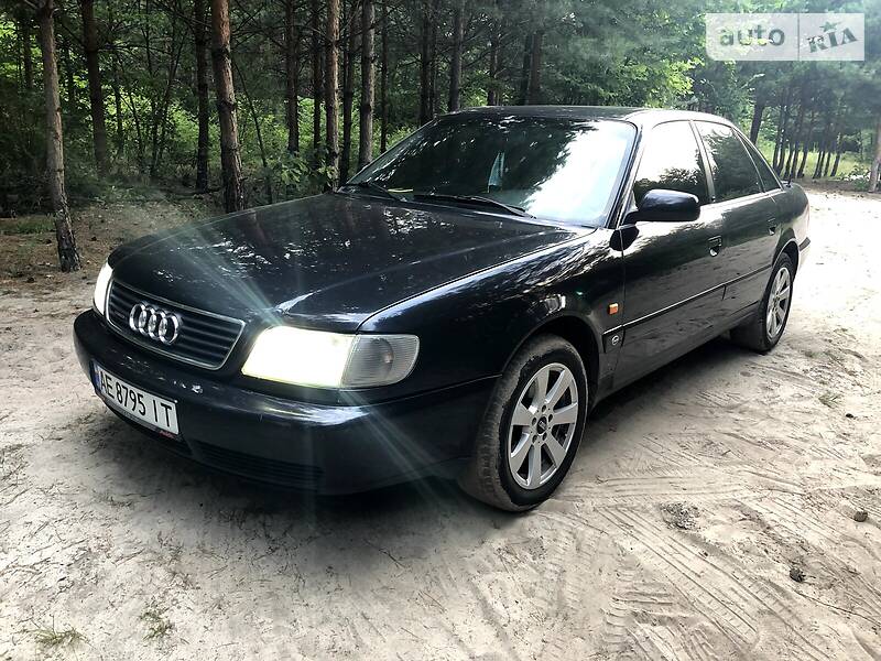 Седан Audi A6 1996 в Вишневом