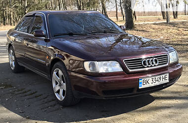 Седан Audi A6 1994 в Корце