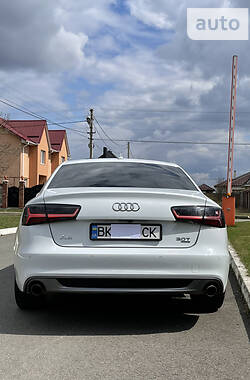 Седан Audi A6 2014 в Ровно