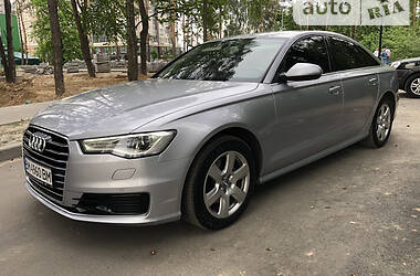 Седан Audi A6 2015 в Киеве