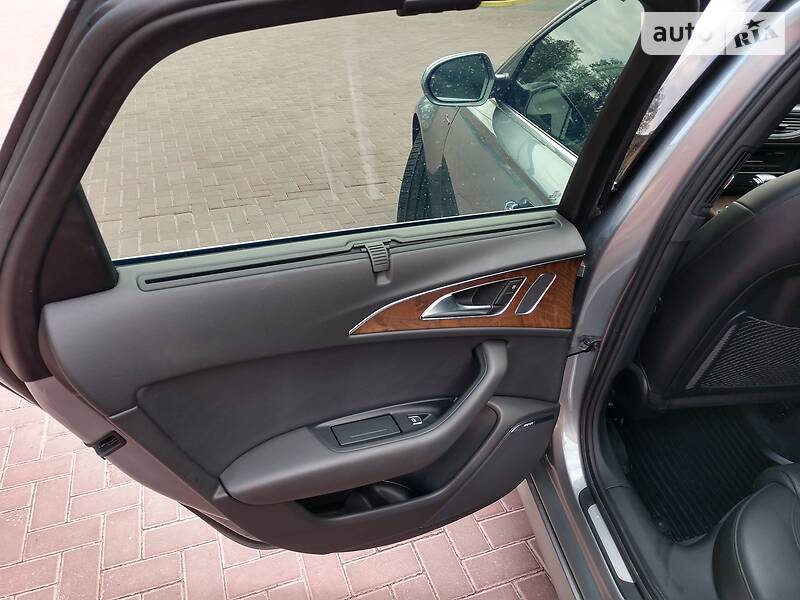 Седан Audi A6 2014 в Ровно