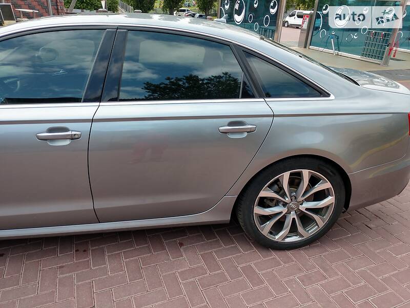 Седан Audi A6 2014 в Ровно