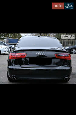 Седан Audi A6 2012 в 