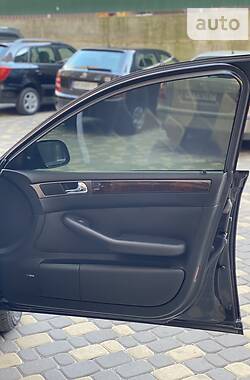 Седан Audi A6 1999 в 