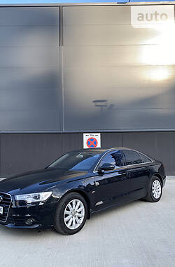 Седан Audi A6 2011 в 