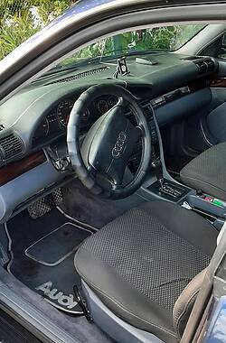 Седан Audi A6 1996 в 