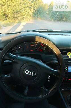 Седан Audi A6 1998 в Збараже