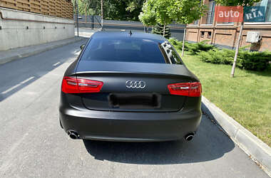 Седан Audi A6 2013 в 