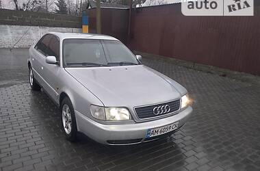 Седан Audi A6 1997 в Малине