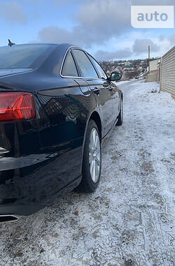 Седан Audi A6 2015 в 