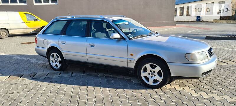 Універсал Audi A6 1997 в Чернівцях