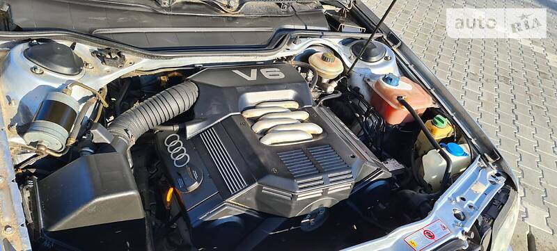 Універсал Audi A6 1997 в Чернівцях